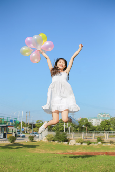 泳装美女下身凸凹图